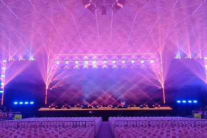 ECSTUN's 200+ Fixtures Create an Immersive Concert Experience